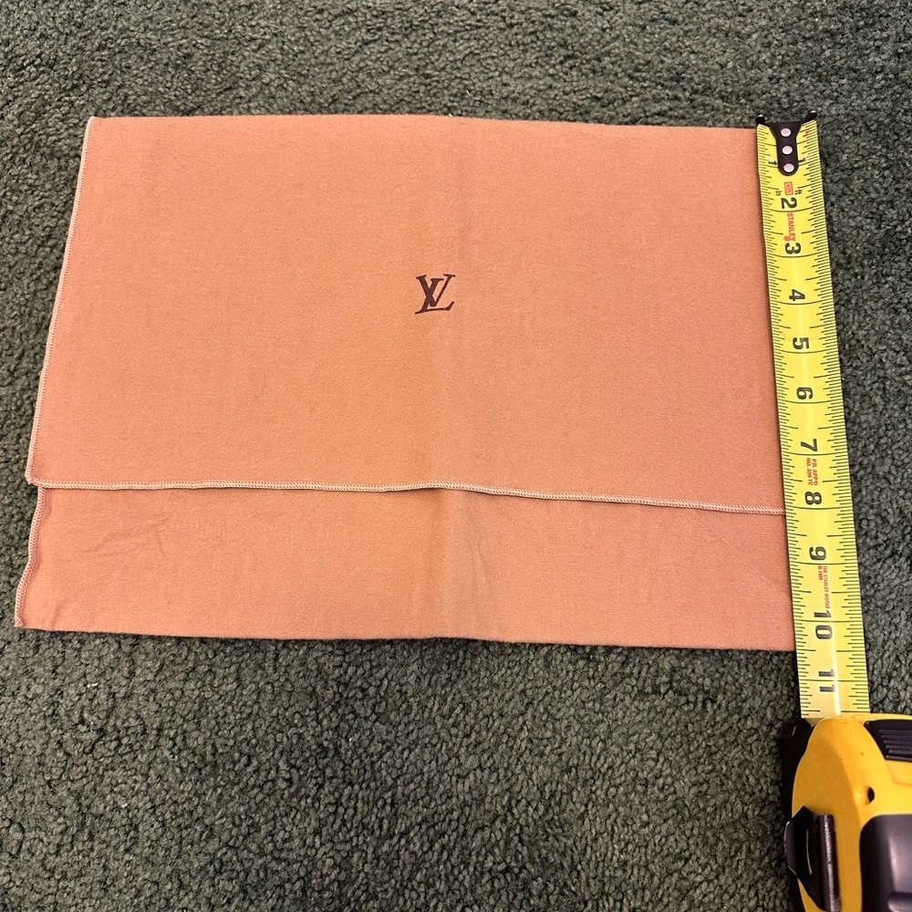 ✨Authentic LV Dustbag ✨ - Picture 2 of 3